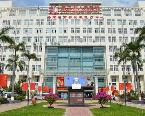 卵巢囊肿在b超上的表现：卵巢囊肿在b超上的表现是什么?